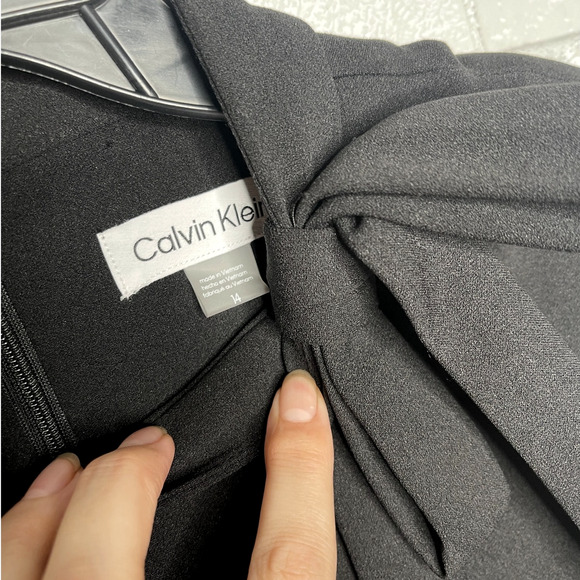 Calvin Klein 14 Illusion $99 Bow Tie Neck Sheer Long Sleeve Dress Black White - Picture 5 of 9